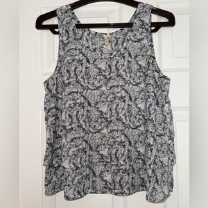 Flowy tiered tank top blouse